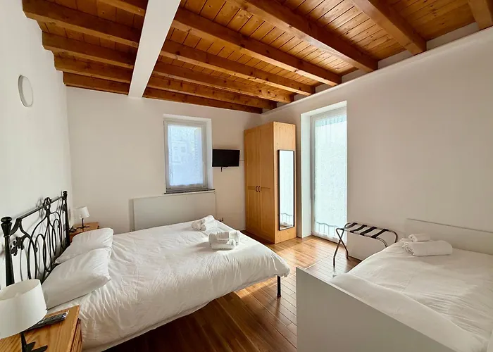 Apartamento Casa Lungo - Martinica Lecco